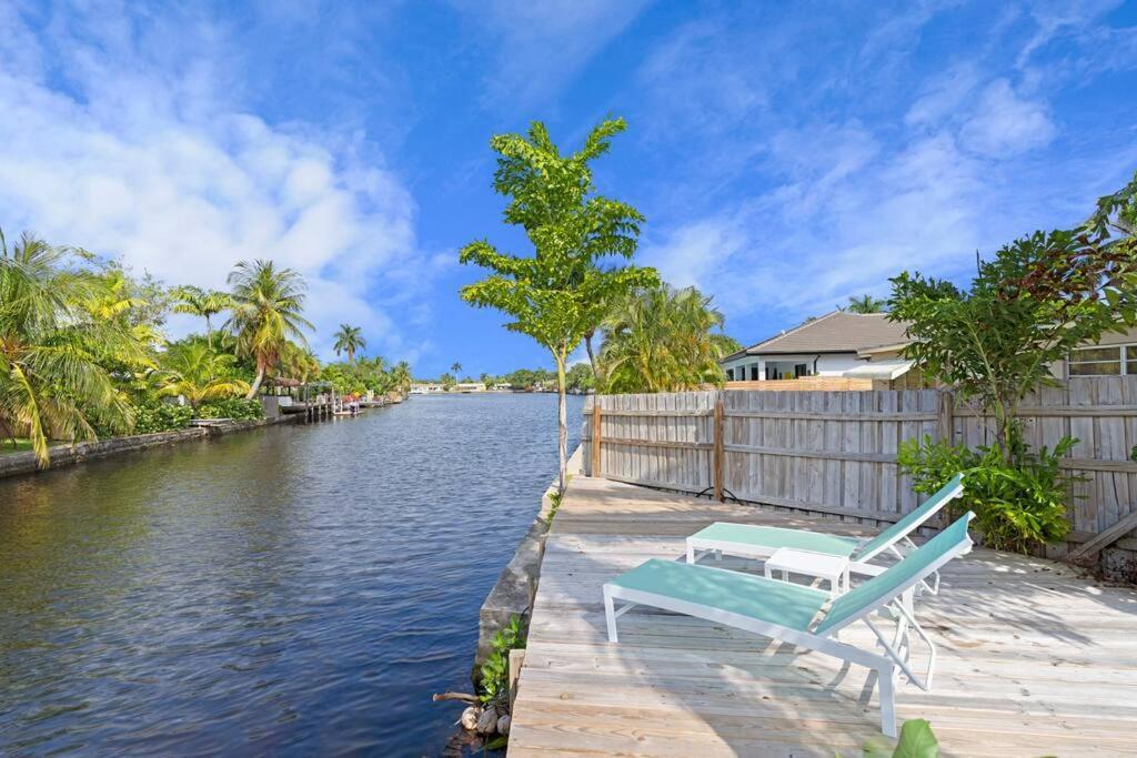 Waterfront-Heated Pool-Mini Golf-Game Room-2Mi Beach Fort Lauderdale Extérieur photo