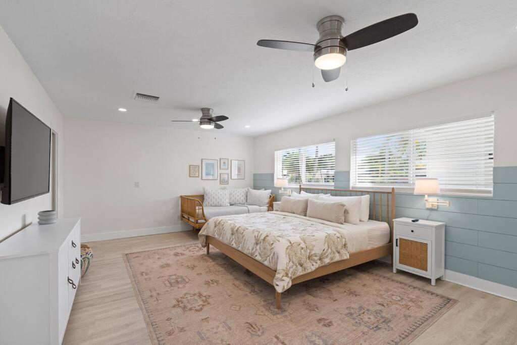 Waterfront-Heated Pool-Mini Golf-Game Room-2Mi Beach Fort Lauderdale Extérieur photo