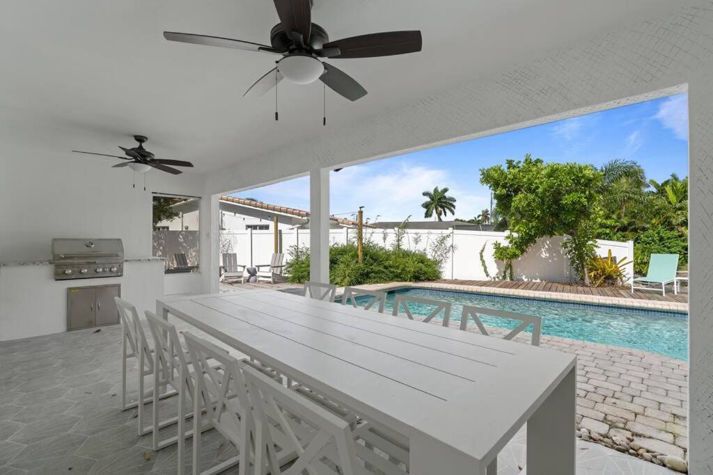 Waterfront-Heated Pool-Mini Golf-Game Room-2Mi Beach Fort Lauderdale Extérieur photo